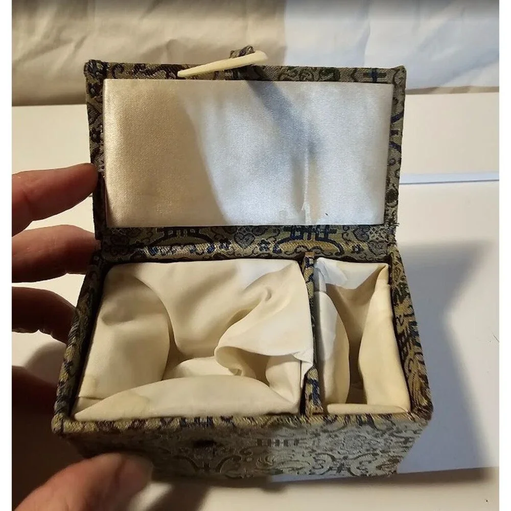 Vintage Fabric Trivet Box 4 X 2. Padded Inside - Very Unusual- interesting